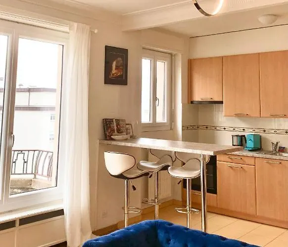 Cosy Apparemment * Lausana