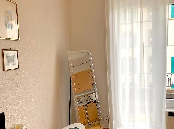 Cosy Apparemment Lausana